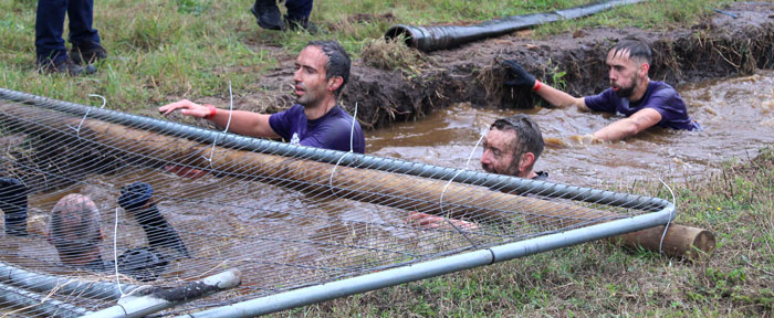 Underwater obstacle